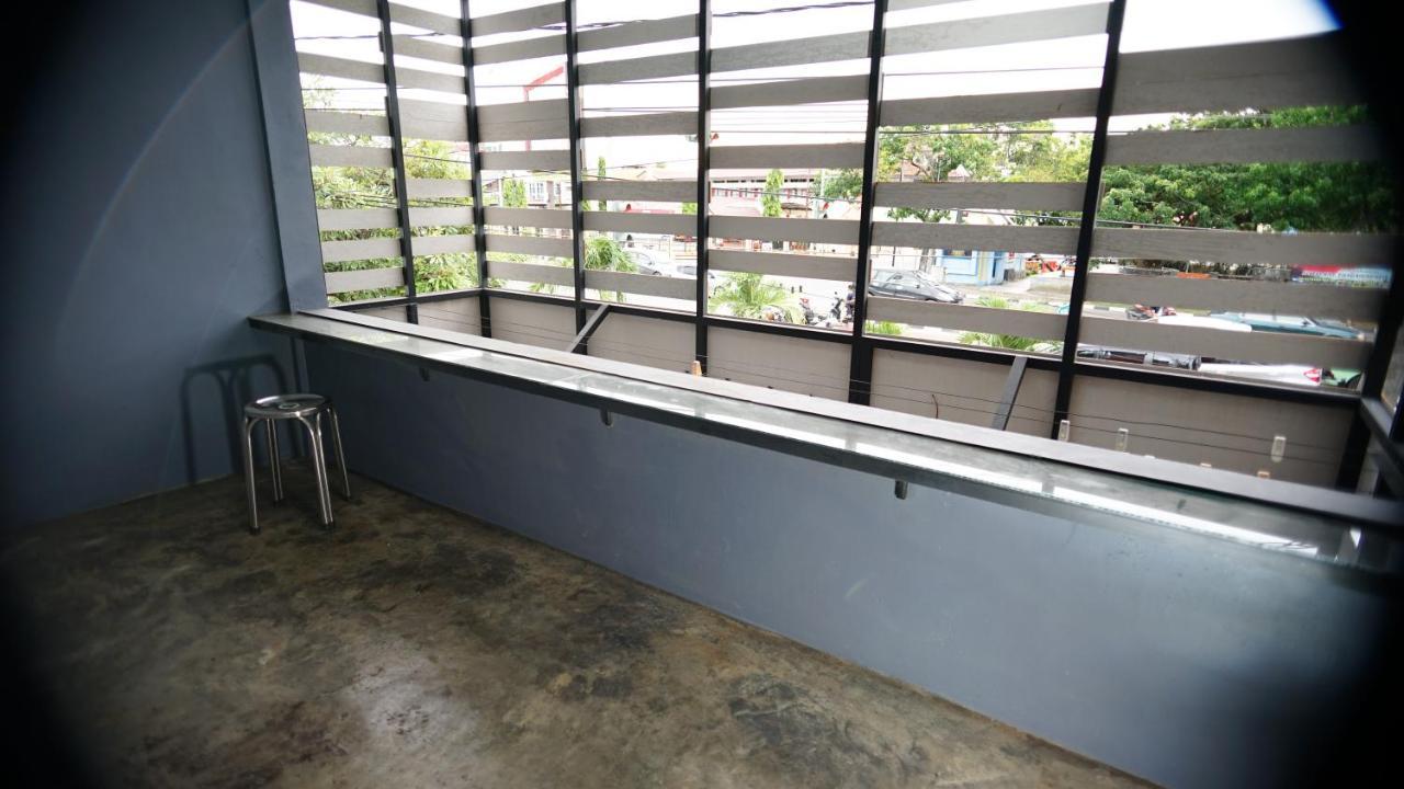 Lala Hostel บันดาอาเจะห์ ภายนอก รูปภาพ